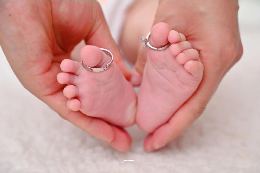 迁西孕妇两个月肚子疼